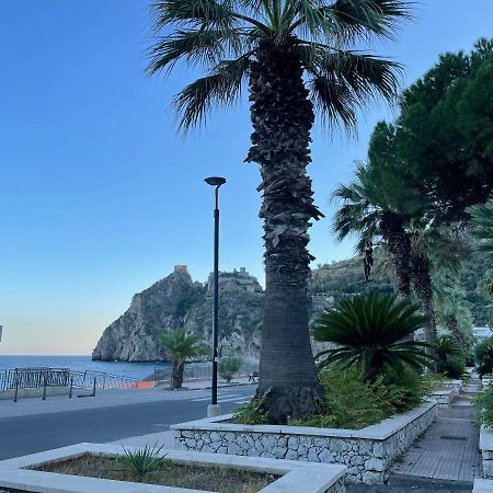Incantevole Appartamento Taormina Sant'Alessio Siculo Exterior photo